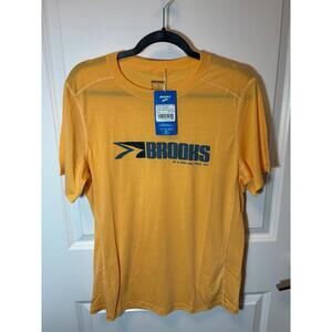 Brooks T-shirt